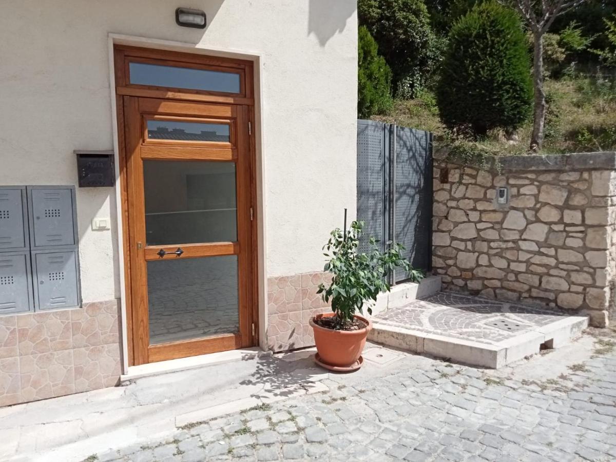 Al Piano Terra Apartment Poggio Picenze Exterior photo